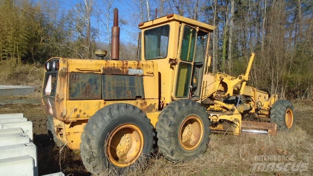 John Deere 672 A 그레이더