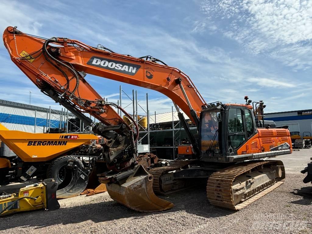 Doosan DX 300 LC-7 대형 굴삭기 29톤 이상