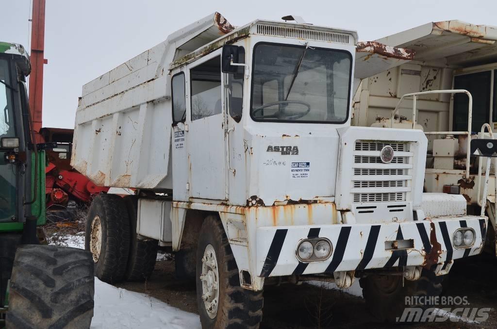  Rigid Astra Bm22 초대형 덤프 트럭