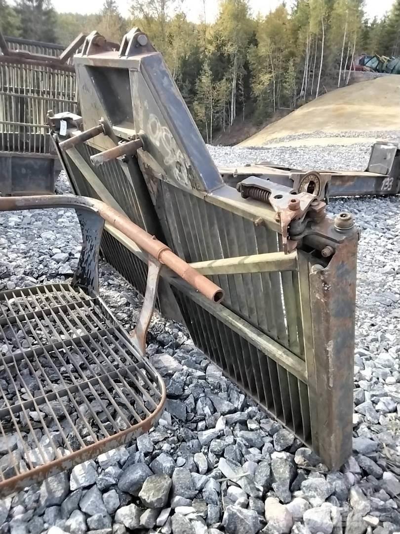 Valmet 860.1 기타 구성품