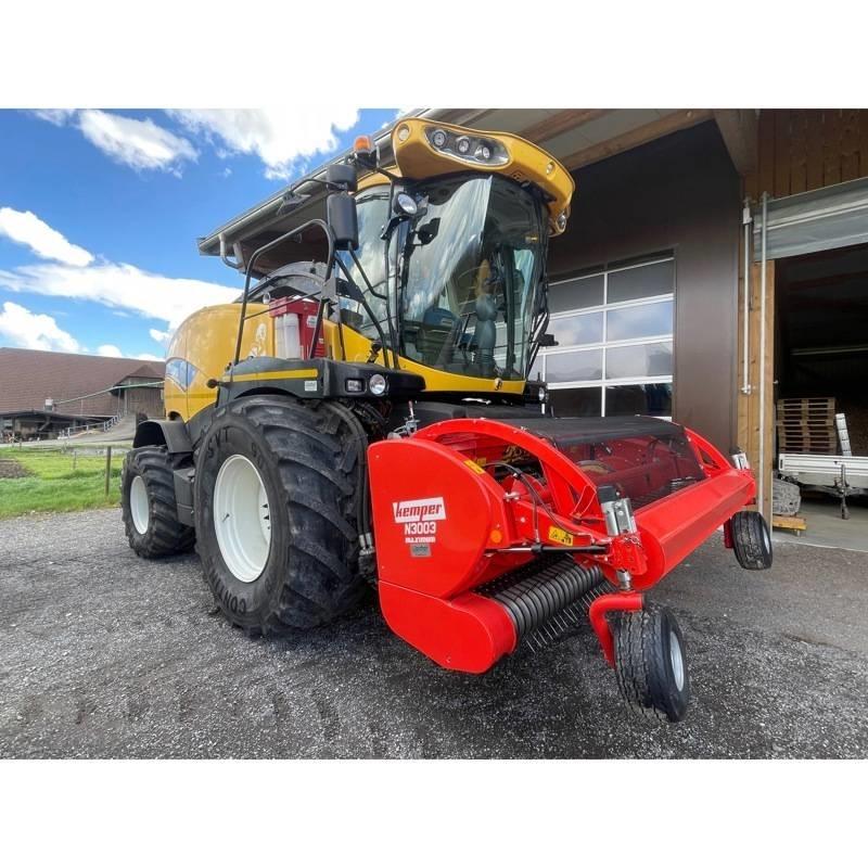 New Holland FR 700 자동 초지기계