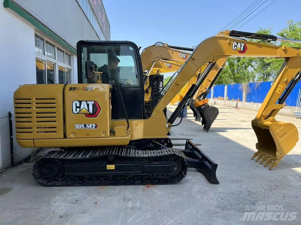 CAT 305.5 대형 굴삭기 29톤 이상