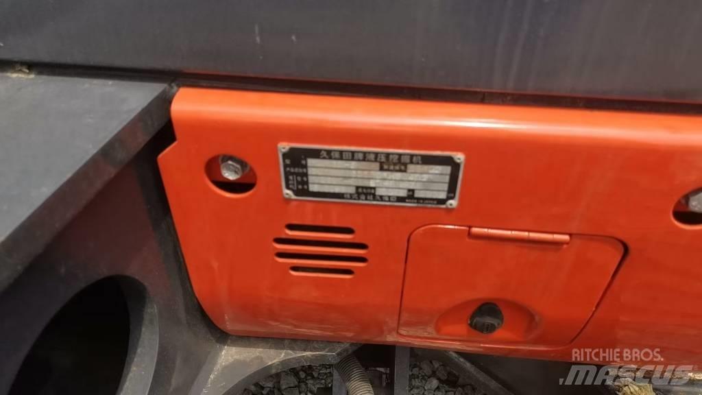 Kubota KX 165 대형 굴삭기 29톤 이상