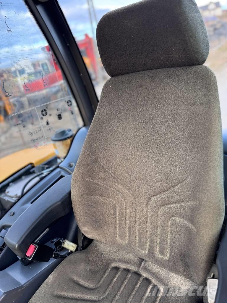 Mecalac 8 MCR 대형 굴삭기 29톤 이상