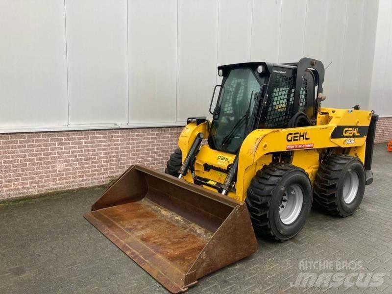 Gehl V420  스키드로더