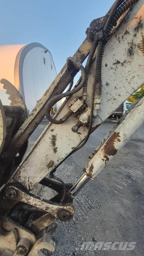 Takeuchi TB 290 대형 굴삭기 29톤 이상