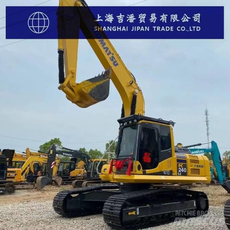 Komatsu PC 240 대형 굴삭기 29톤 이상