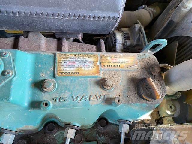 Volvo ECR 88 중형굴삭기 7톤-28톤
