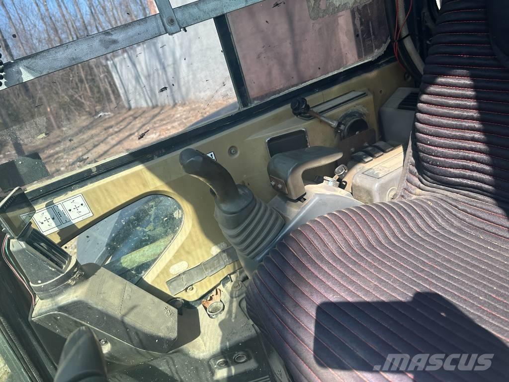 Hitachi ZX50 대형 굴삭기 29톤 이상