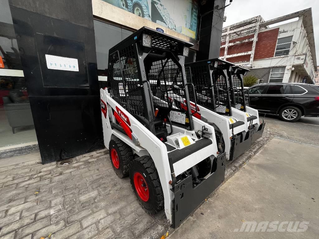 Bobcat S 70  스키드로더