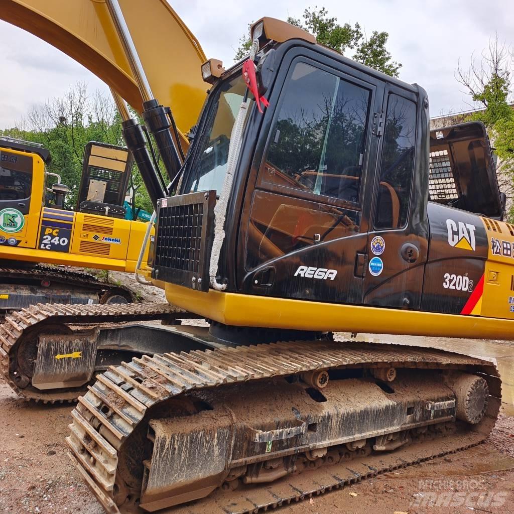 CAT 320 D 대형 굴삭기 29톤 이상