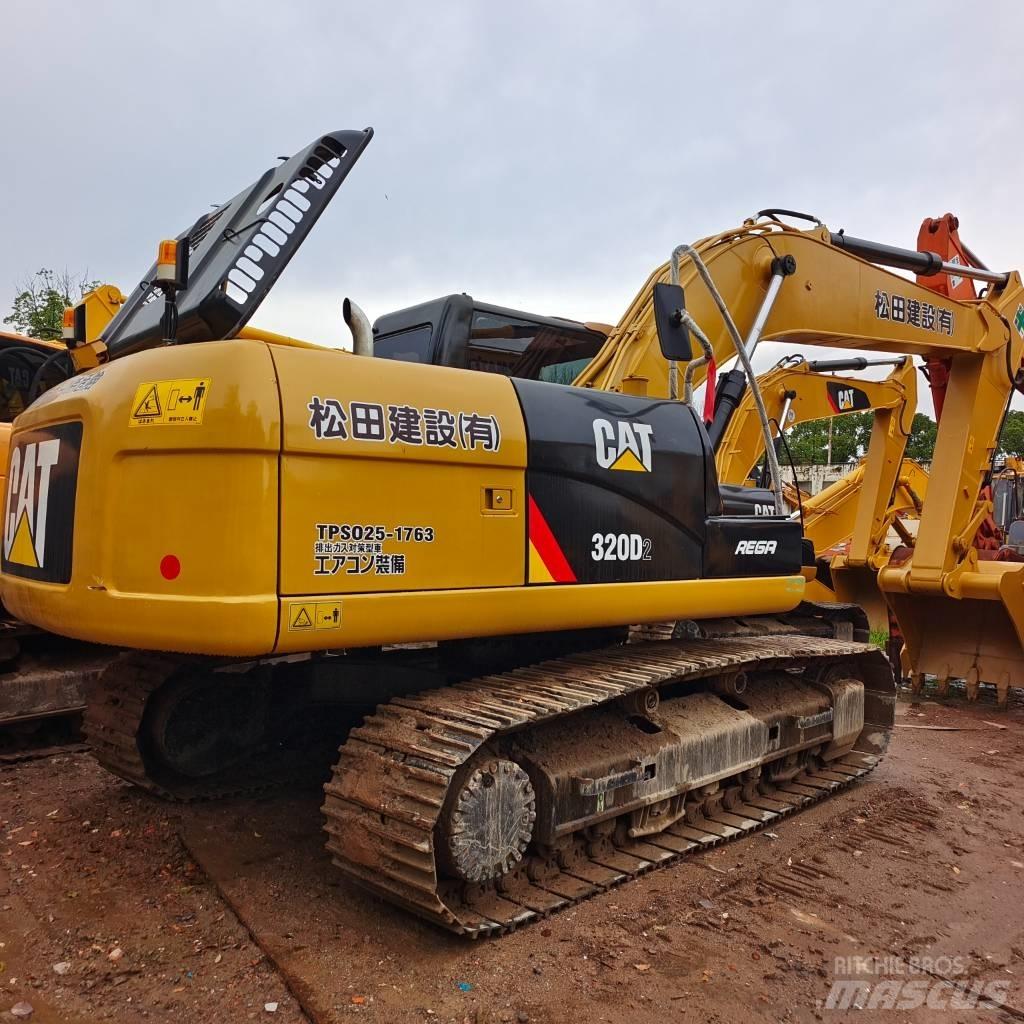 CAT 320 D 대형 굴삭기 29톤 이상