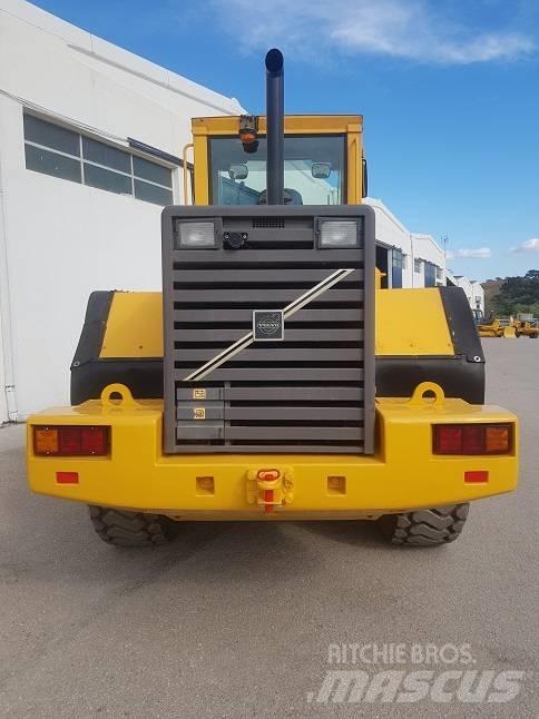 Volvo L90C  휠로우더