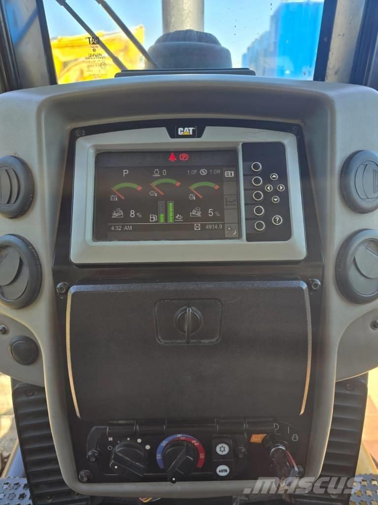 CAT D 6 N LGP 크롤러 도저