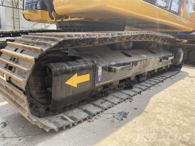 CAT 325 D 대형 굴삭기 29톤 이상