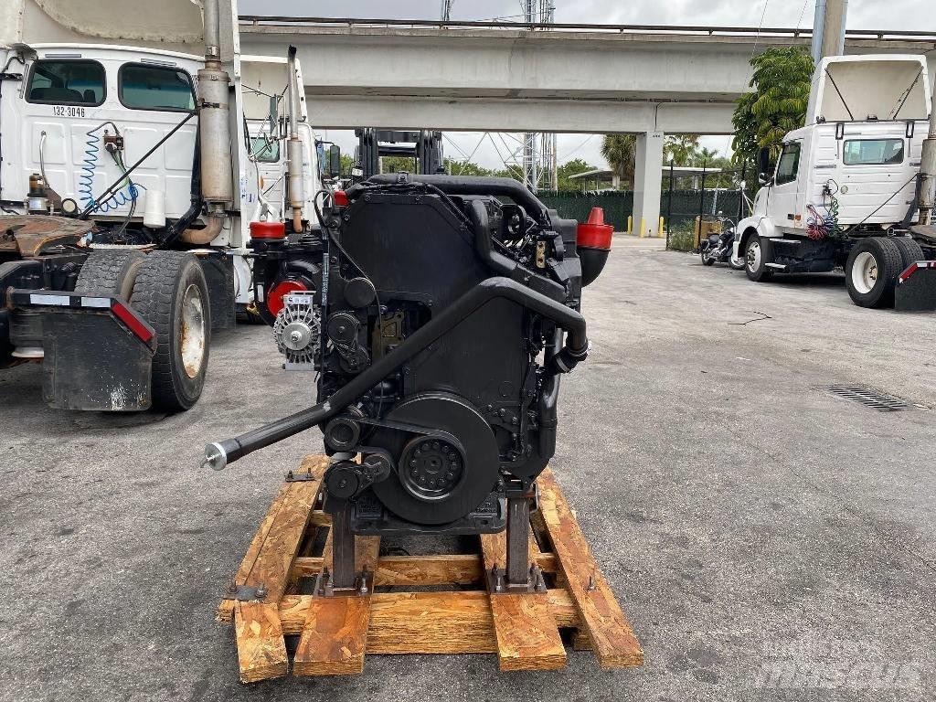 Cummins QSX15 엔진
