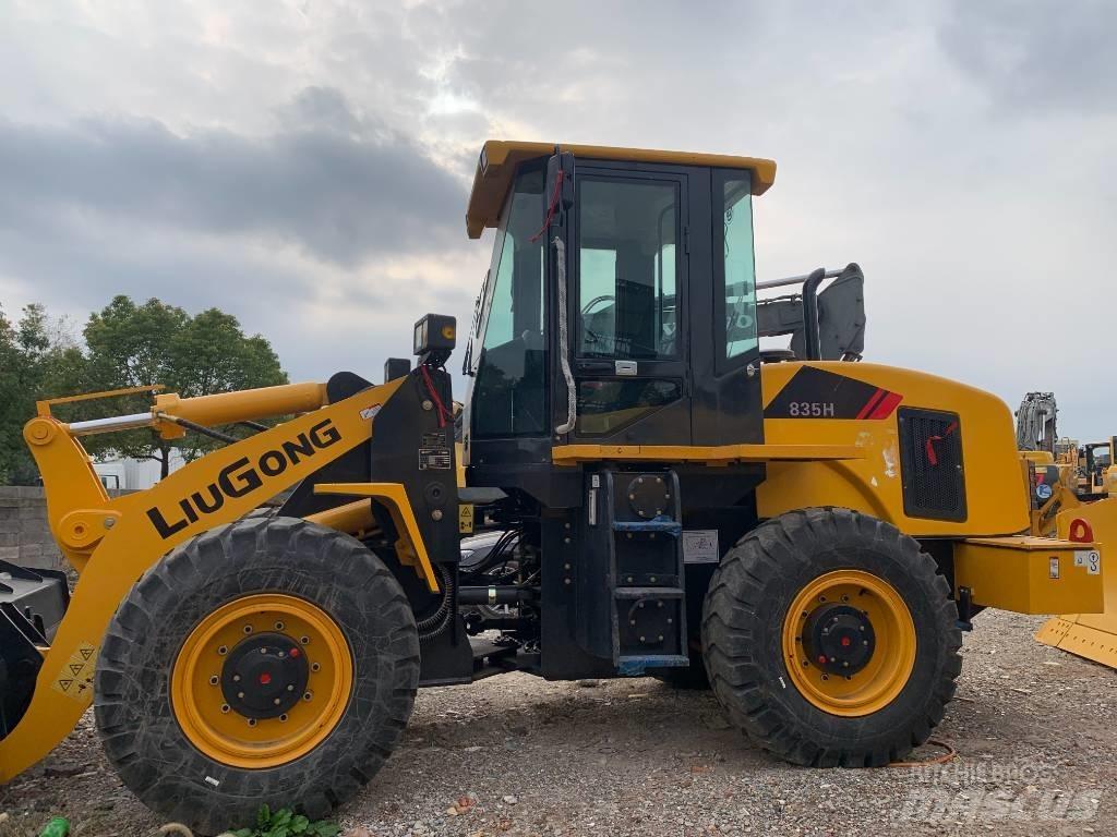 LiuGong 835H 궤도식 로우더
