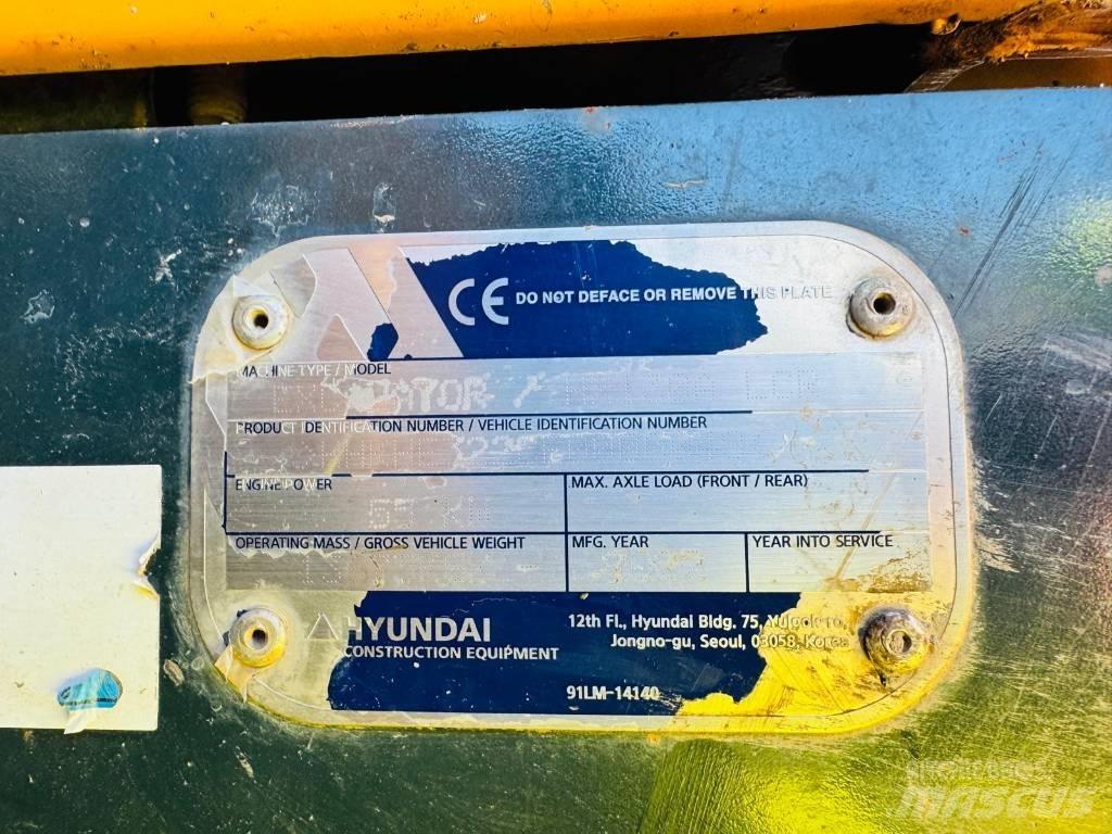 Hyundai HX130A LCR 대형 굴삭기 29톤 이상