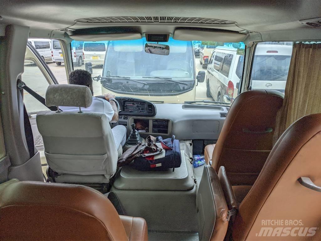 Toyota Coaster Bus 미니 버스