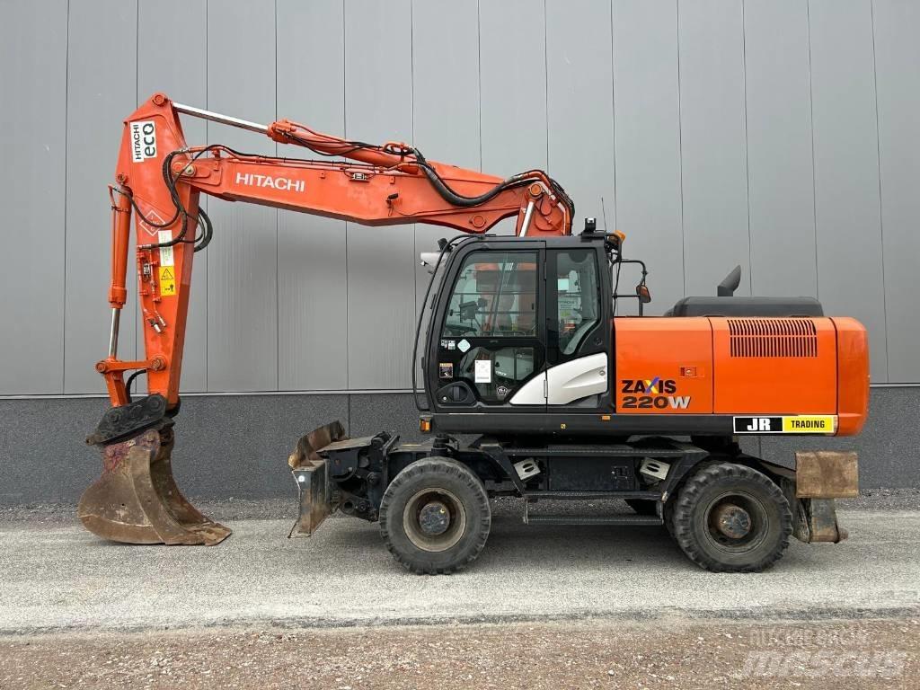 Hitachi ZX220W-5B  휠 굴삭기