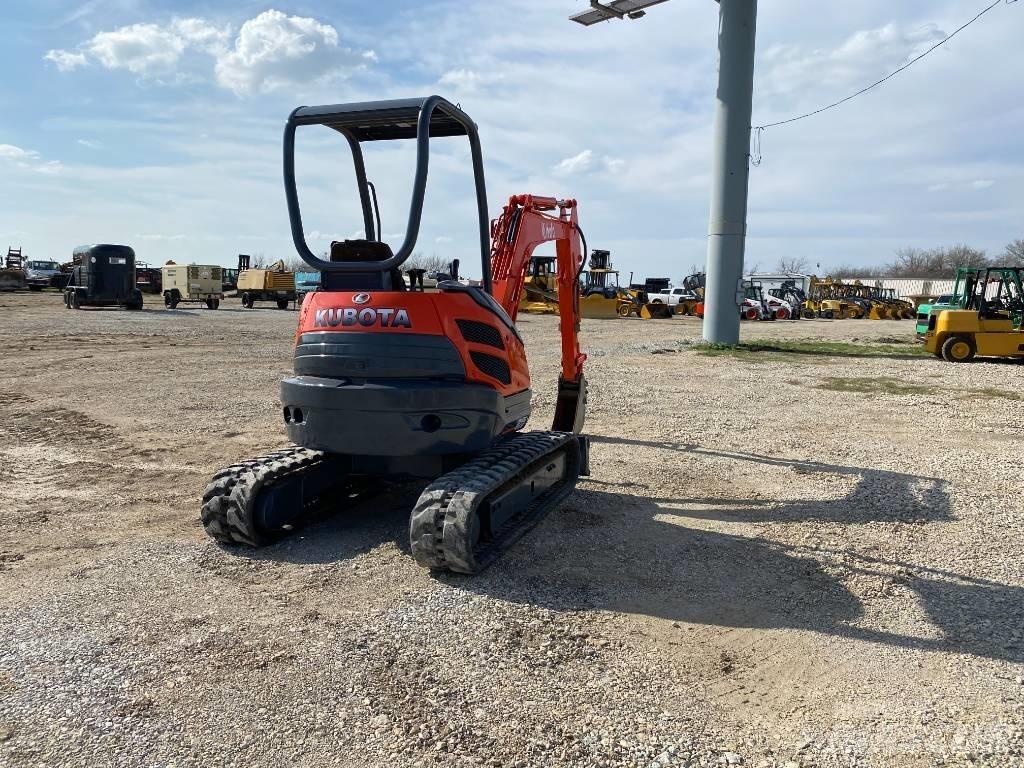 Kubota U 25 소형 굴삭기 7톤 미만