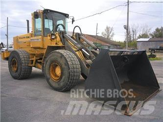 Volvo BM L120B  휠로우더