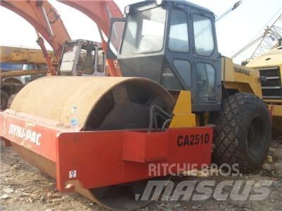 Dynapac CA 251 D 싱글 드럼 롤러