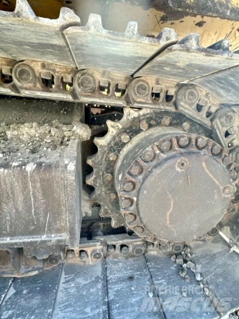 CAT 330 CL 대형 굴삭기 29톤 이상