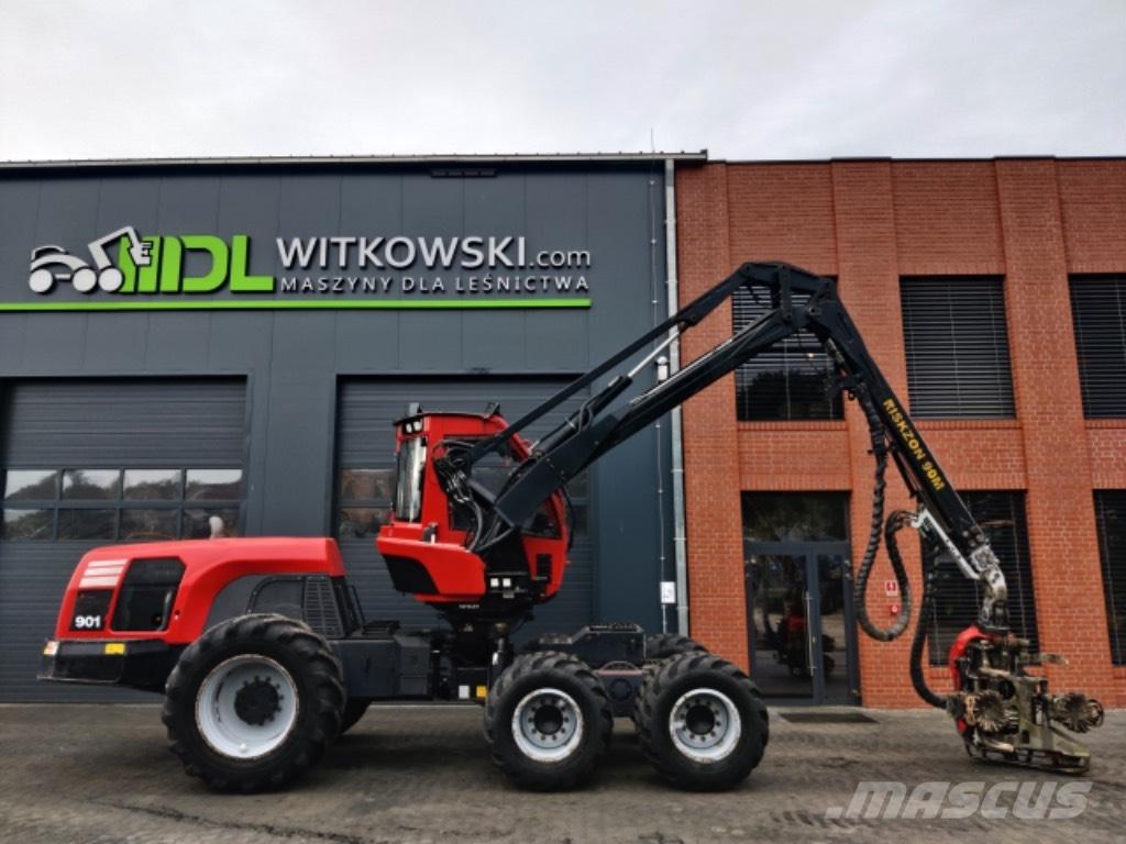 Komatsu 901 원목 하베스터