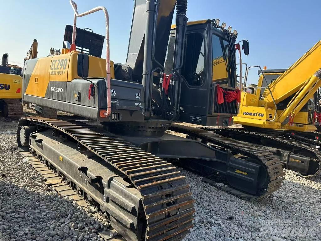 Volvo EC 290 중형굴삭기 7톤-28톤