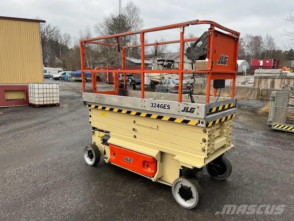JLG 3246 ES 가위형 리프트