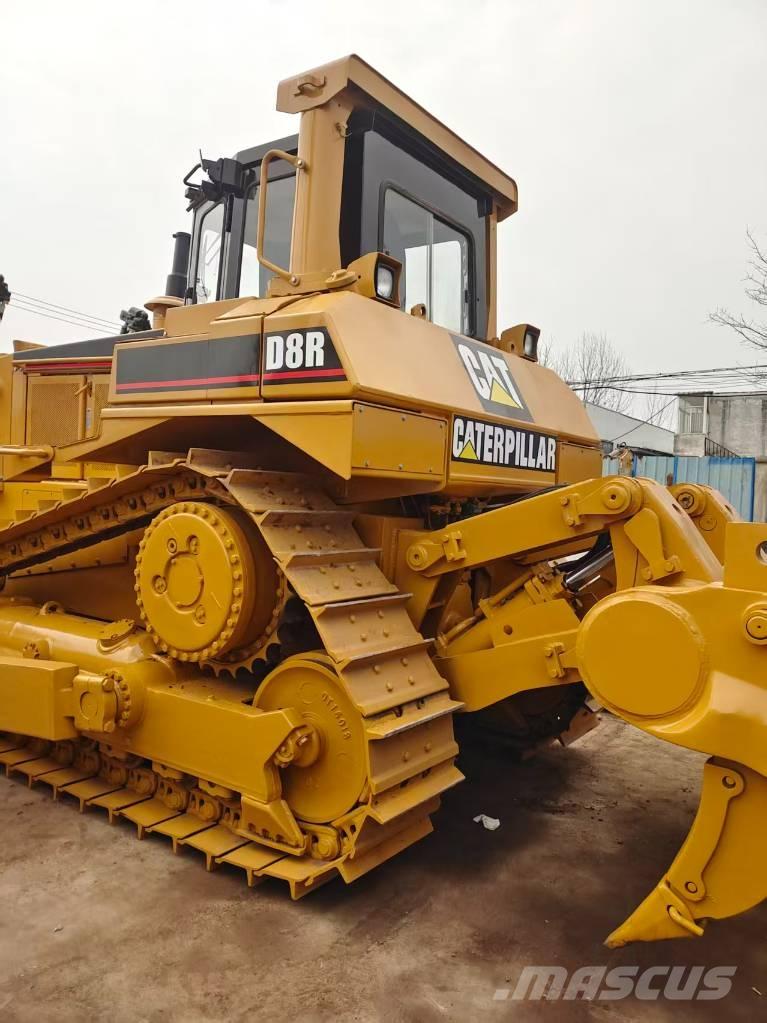 CAT D8 크롤러 도저
