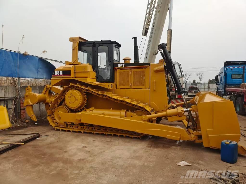 CAT D8 크롤러 도저