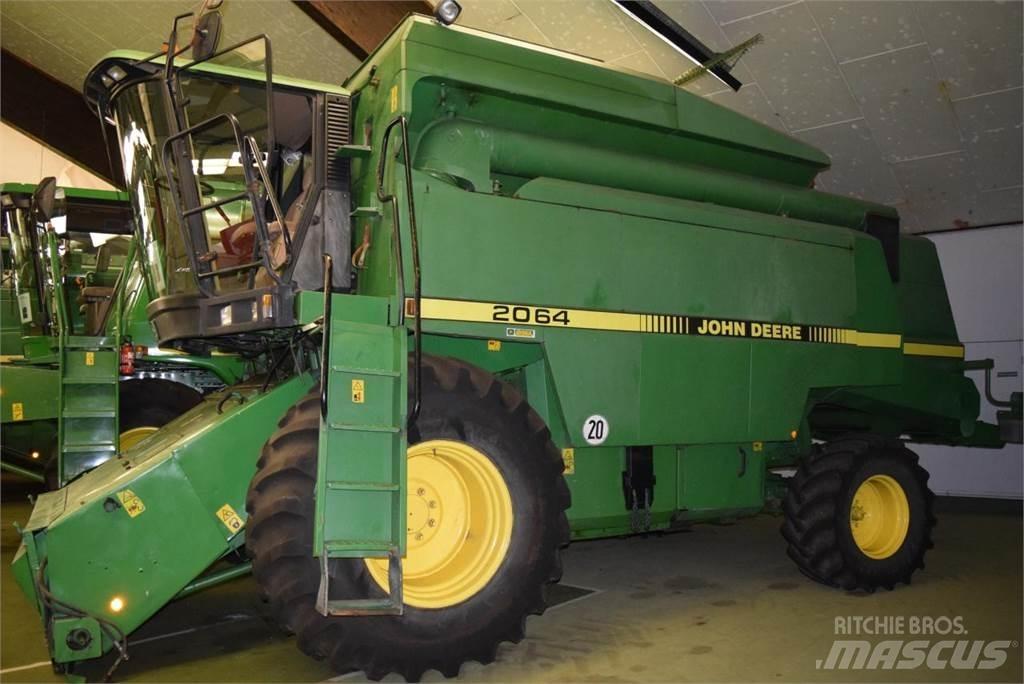John Deere 2064 콤바인 수확기