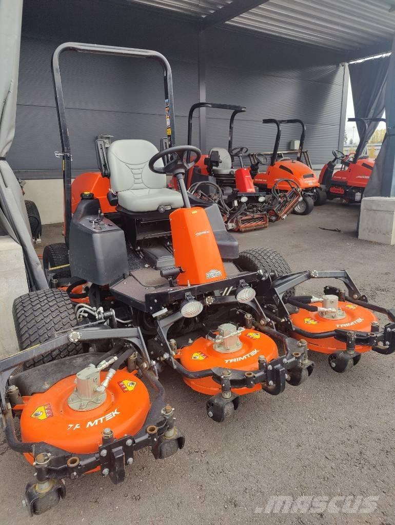 Jacobsen AR 522 거친면 다듬기 위한 잔디깎기