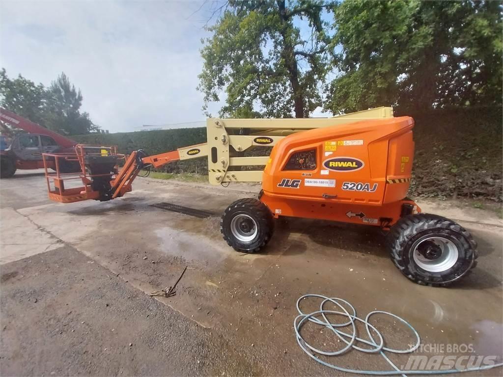 JLG 520AJ 관절형 전동이동 리프트