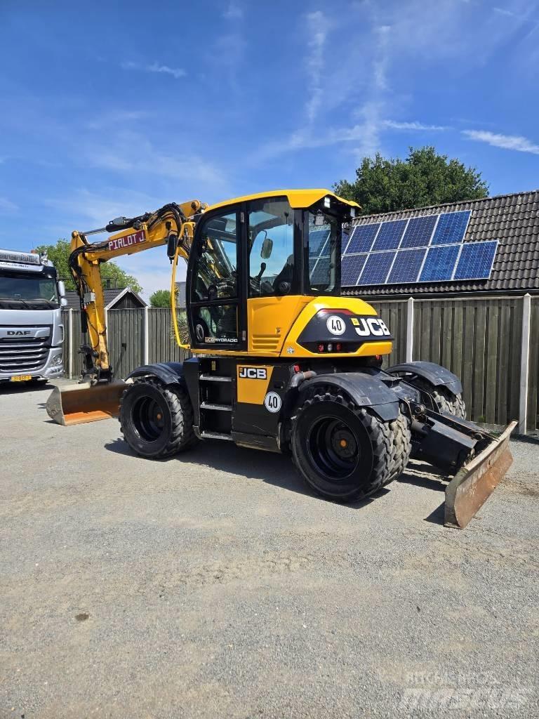 JCB 110 W  휠 굴삭기