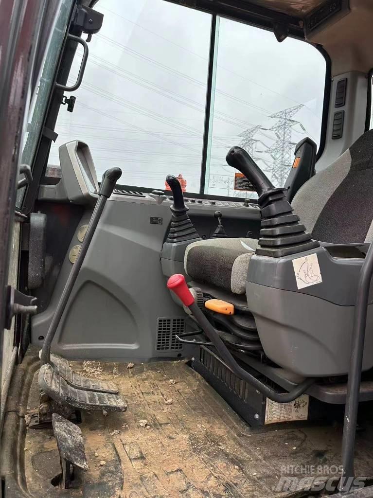 Doosan DX60-9 소형 굴삭기 7톤 미만