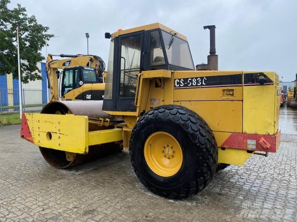 CAT CS583 C NVT 기타 롤러