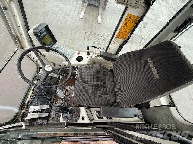 Liebherr A 924 B CAB 캐빈 및 인테리어