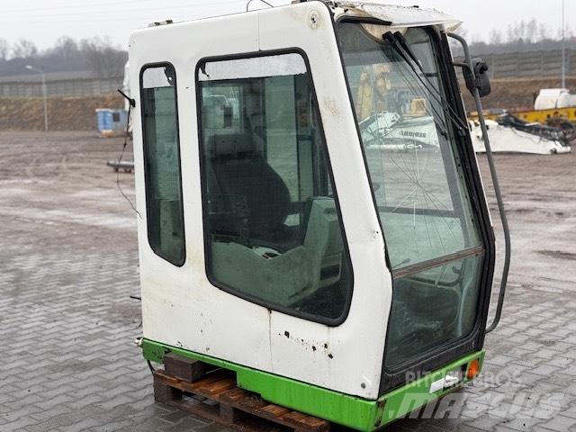 Liebherr A 924 B CAB 캐빈 및 인테리어