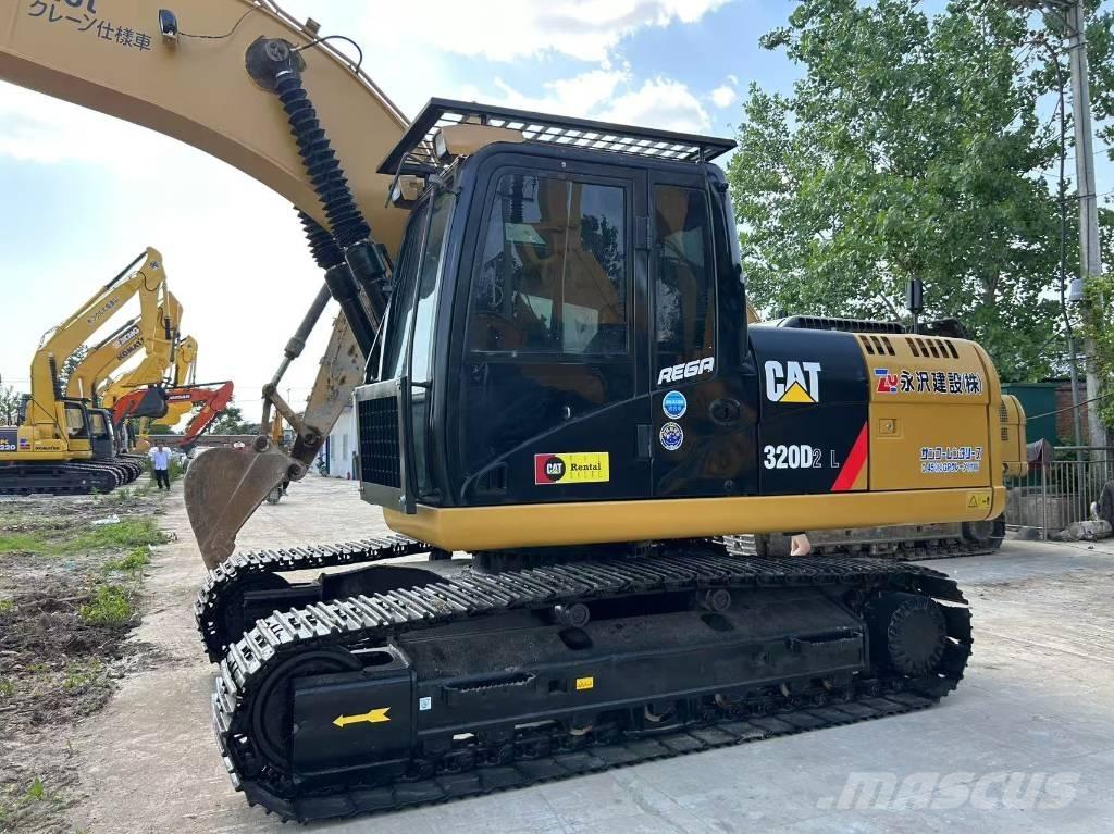 CAT 320 D 대형 굴삭기 29톤 이상