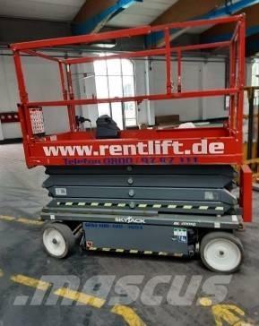 SkyJack SJ III 4726 가위형 리프트