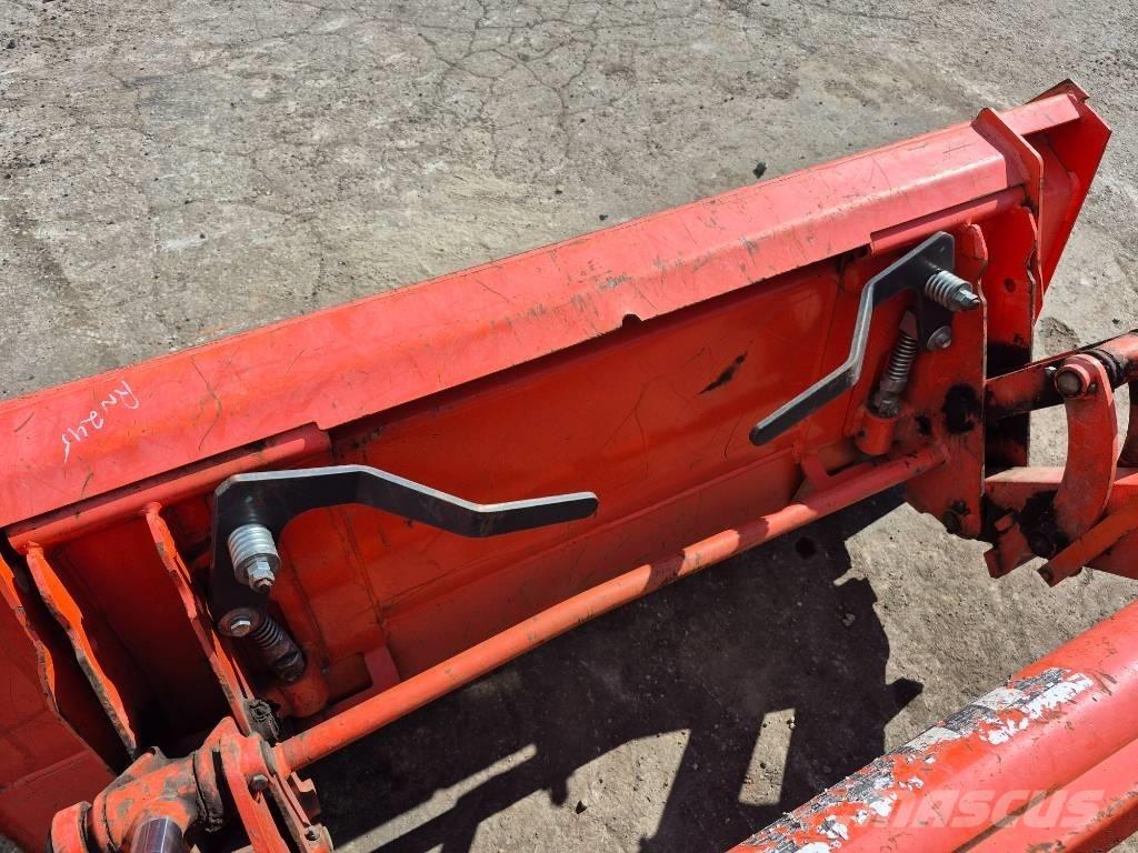 Kubota B 26 소형 트랙터