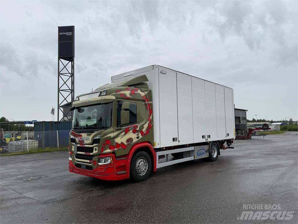 Scania P320 탑차 트럭