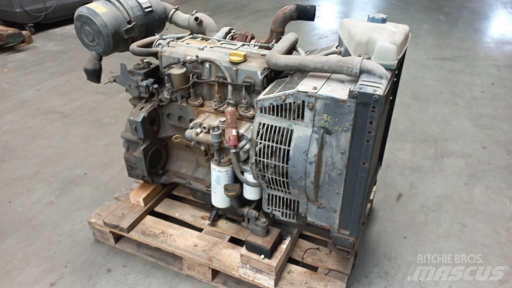 Deutz BF4M1012E 엔진