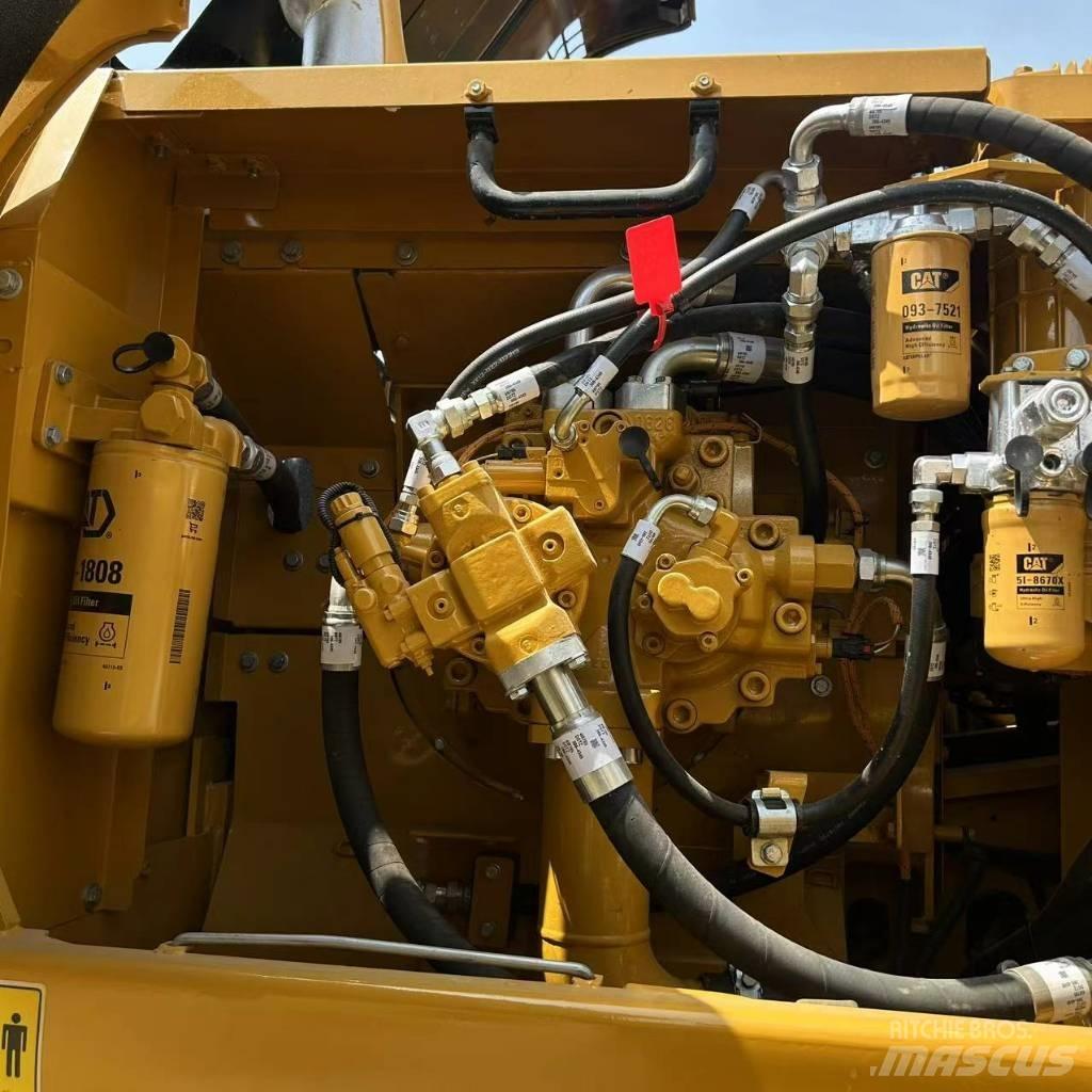 CAT 336 D L 대형 굴삭기 29톤 이상