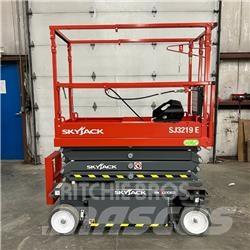 SkyJack SJ 3219 가위형 리프트
