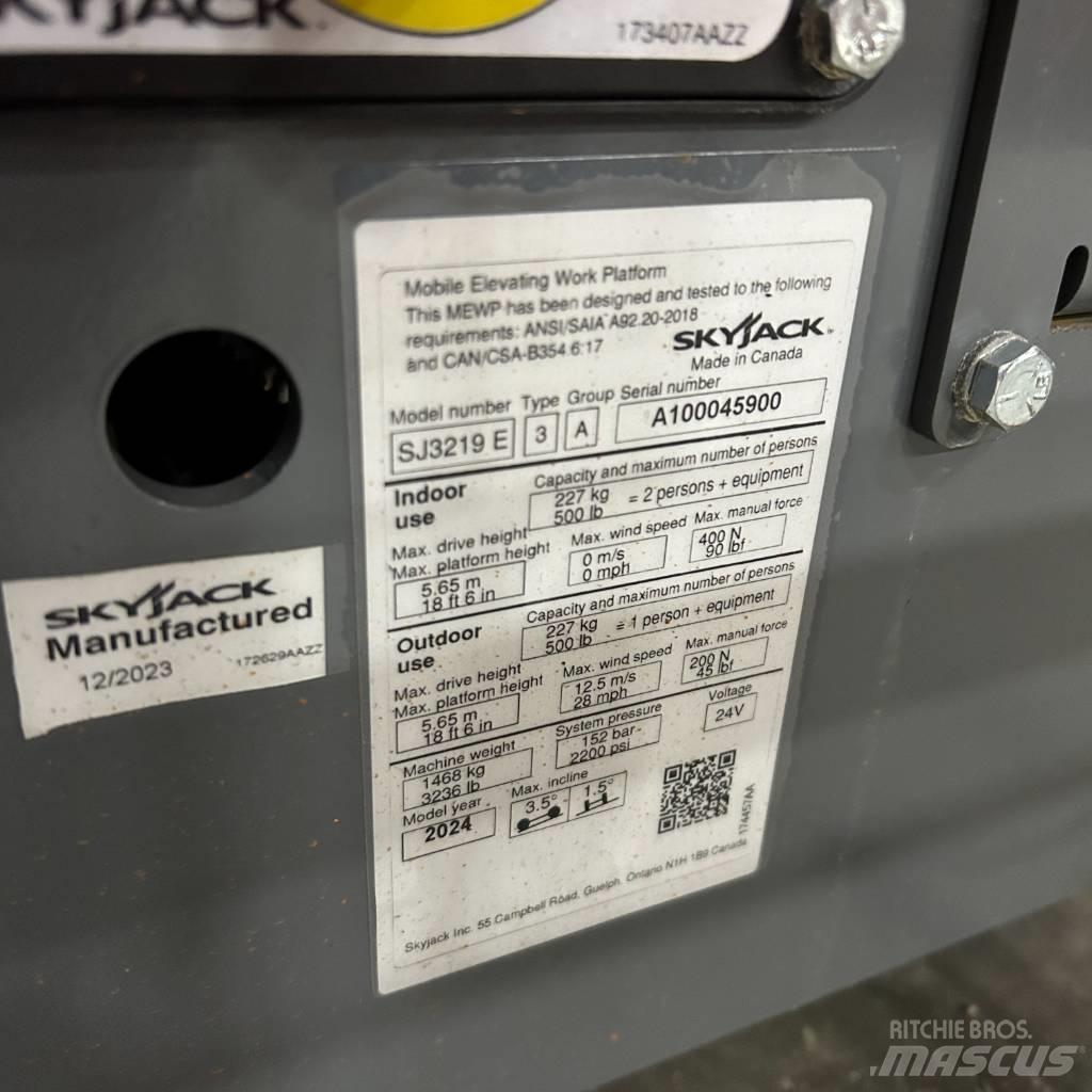 SkyJack SJ 3219 가위형 리프트
