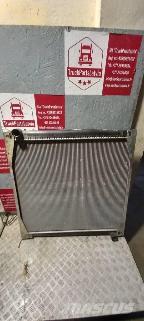 Scania 94 D.    1397435 라디에이터